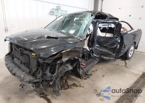 2016 Ram 1500 Sport z USA, uszkodzony, nr VIN 1C6RR7UT4GS105768